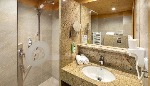 Superior Double Room with unlimited access to Terma Bania