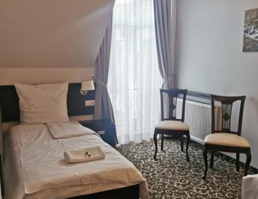 Large Twin Room