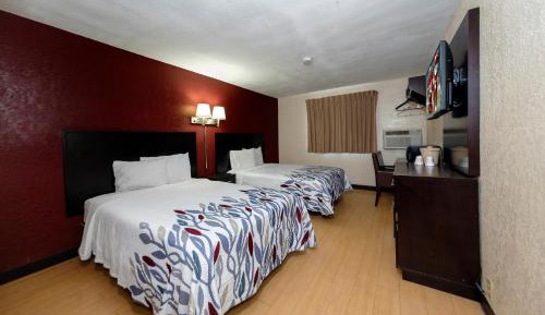 Deluxe Room with Two Double Beds Non-Smoking