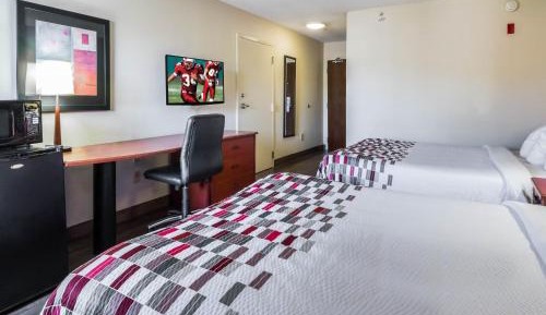  Deluxe Room with Two Queen Beds Non-Smoking