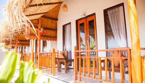 Deluxe Double Room (2 Adults + 1 Child)