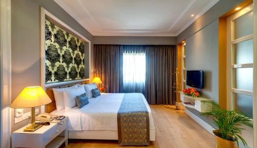 Junior Suite - 10% off on Laundry and Travel desk 