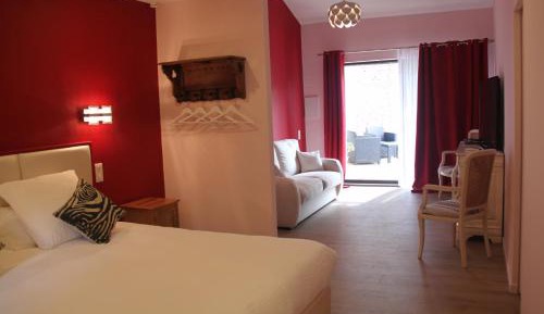 Deluxe King Suite