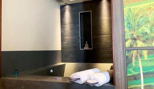 Suite with Private Pool
