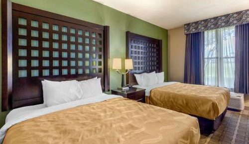 Queen Room with Two Queen Beds - Non-Smoking