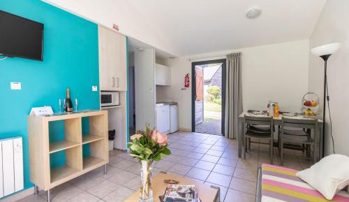 Chalet (5 Adults)