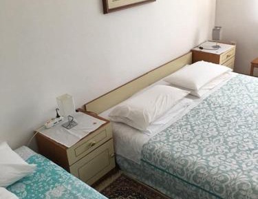 Triple Room with Bathroom