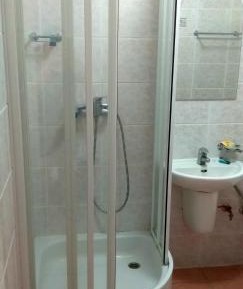 Twin Room with Private Bathroom