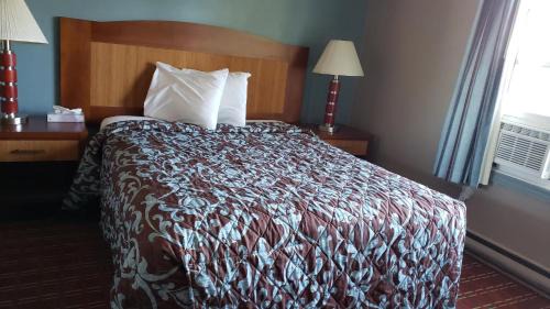 Double Room with One Double Bed