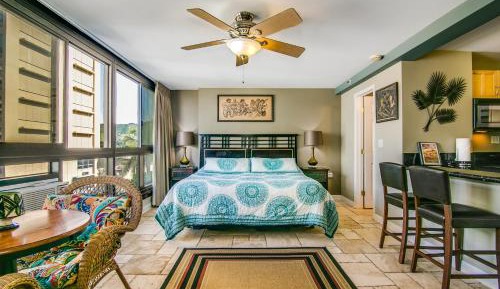 Studio Apartment