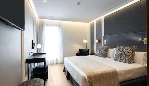 Superior Double Room with Terrace & Spa access