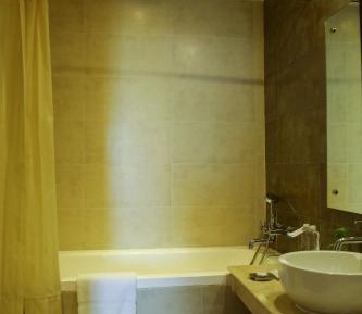 Executive Suite with Airport Pickup & Drop, Two piece Laundry Non Cumulative