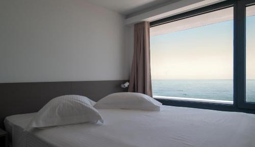 Maisonette with Sea View