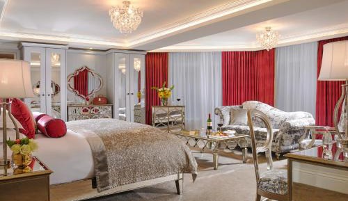Two-Bedroom Suite
