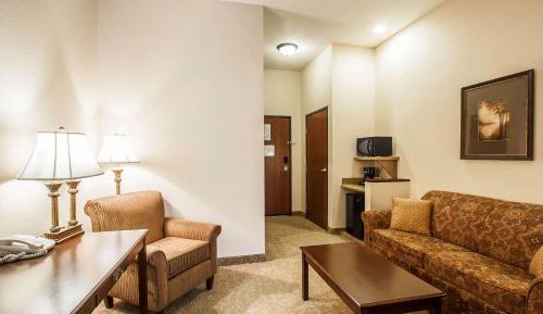 Standard King Suite - Non-Smoking