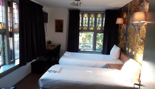 Economy Twin Room