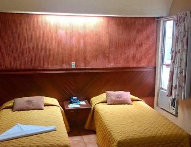 Double Room (1 Adult + 1 Child)
