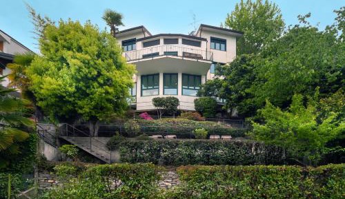 Superior Villa