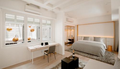 Mackenzie Suite (King Suite)