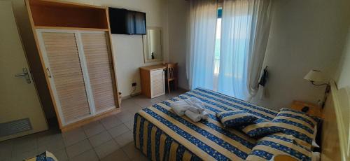 Quadruple Room with Sea View