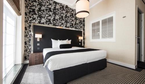 Deluxe Double Room with Canal View