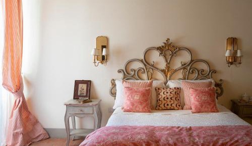King Room with Spa Bath