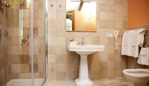 Large Twin Room