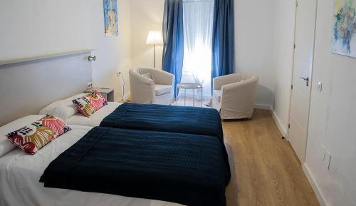 Twin Room with Extra Bed