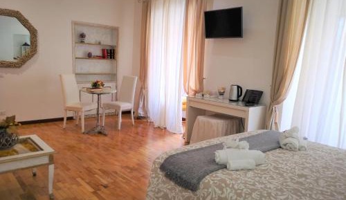 Economy Triple Room