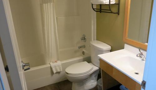 Double Room with Two Double Beds - Non-Smoking