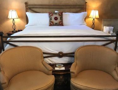 King Suite with Spa Bath