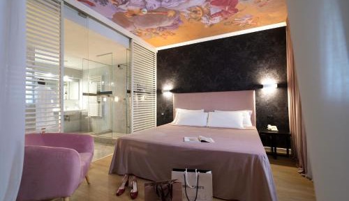 Suite with Spa Bath