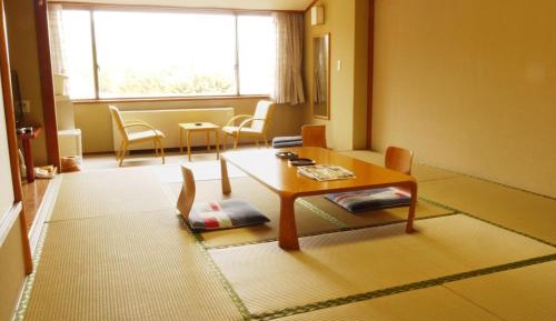 Japanese-Style Quadruple Room with Shared Bathroom