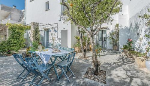 Two-Bedroom Holiday Home