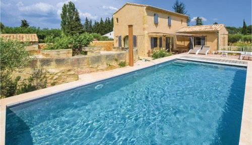 Four-Bedroom Holiday Home