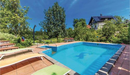 Three-Bedroom Holiday Home 