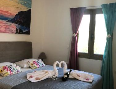 One-Bedroom Apartment (2 - 3 Adults)