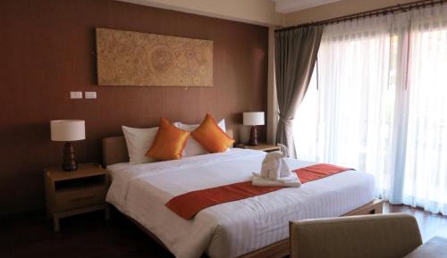 Double or Twin Room with Pool and Ocean View