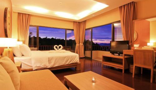 One-Bedroom Suite with Ocean View