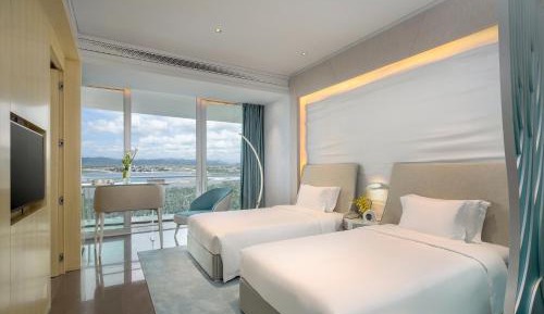 Standard Room with Garden View