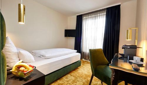 Classic Single Room