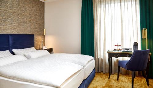 Classic Double Room