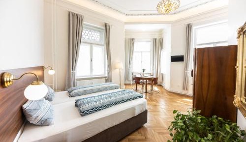 Standard Double Room with Square View
