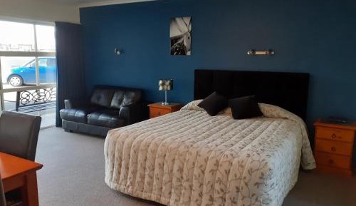 Executive King One-Bedroom Apartment