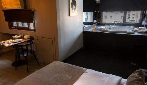 Studio with Jacuzzi
