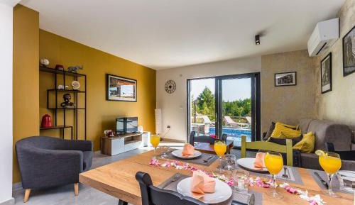 Two-Bedroom Apartment Standard