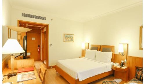 Premier Room