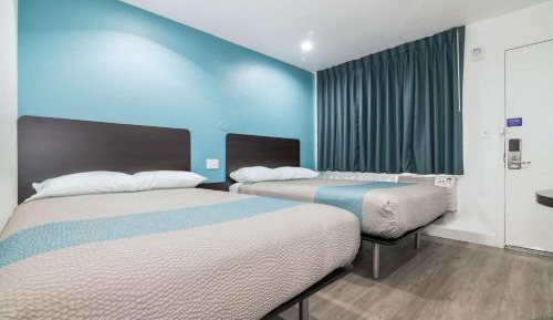 Double Room - Disability Access - Non-Smoking