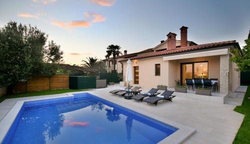 Villa with Private Pool