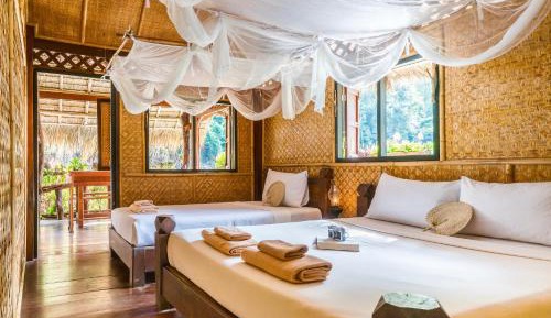 Raft room with Breakfast & Dinner & Lunch include join boat check in - check out